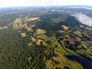 Земельные участки расположенные около внутренних озер и рек озера Селигер